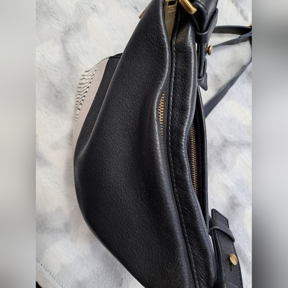 Fossil Leather Colorblock Crossbody Bag - Picture 5 of 12